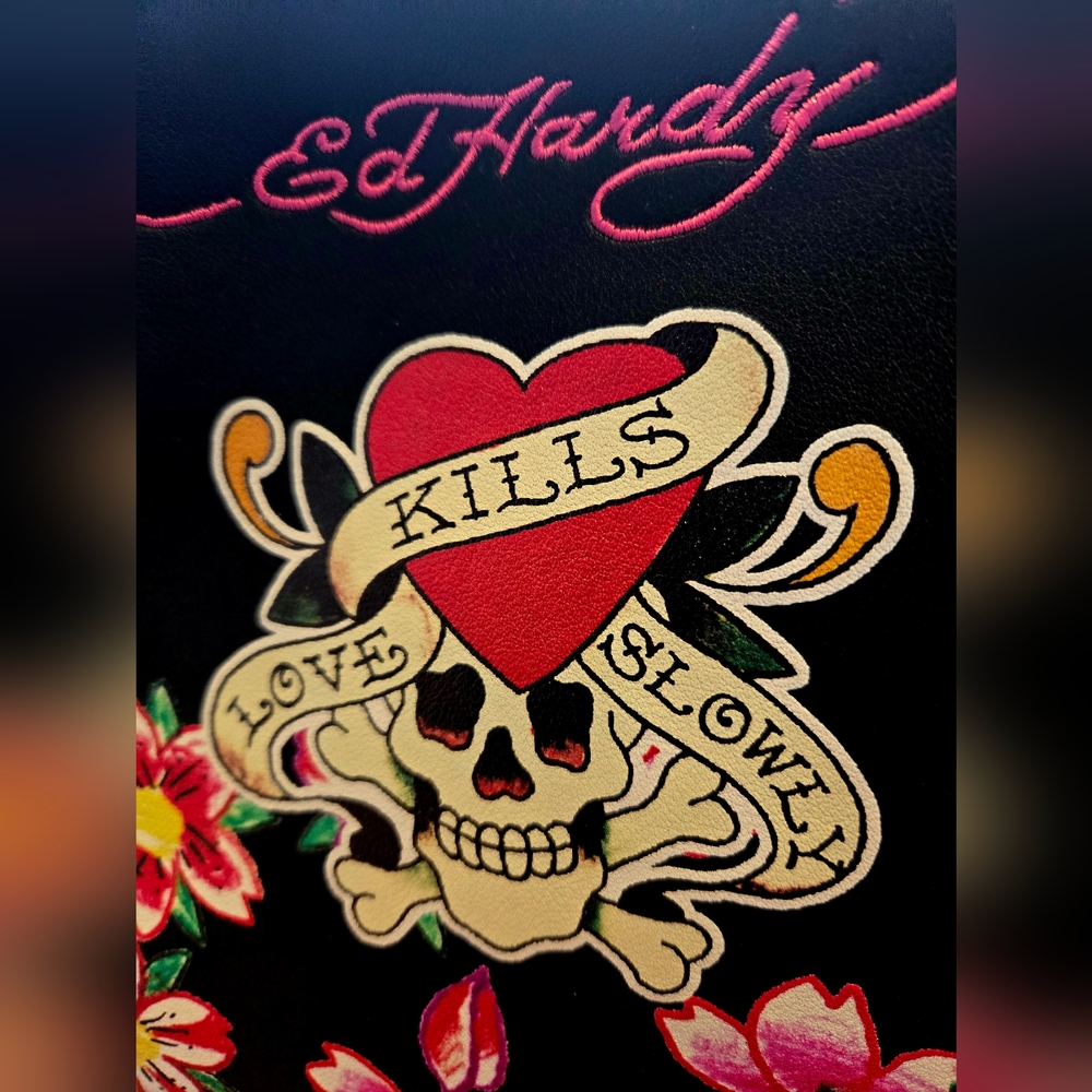 NEW Ed Hardy Black Floral Love Kills Slowly Skull Tattoo Bag 14"x12"x5" NWT - Picture 6 of 9